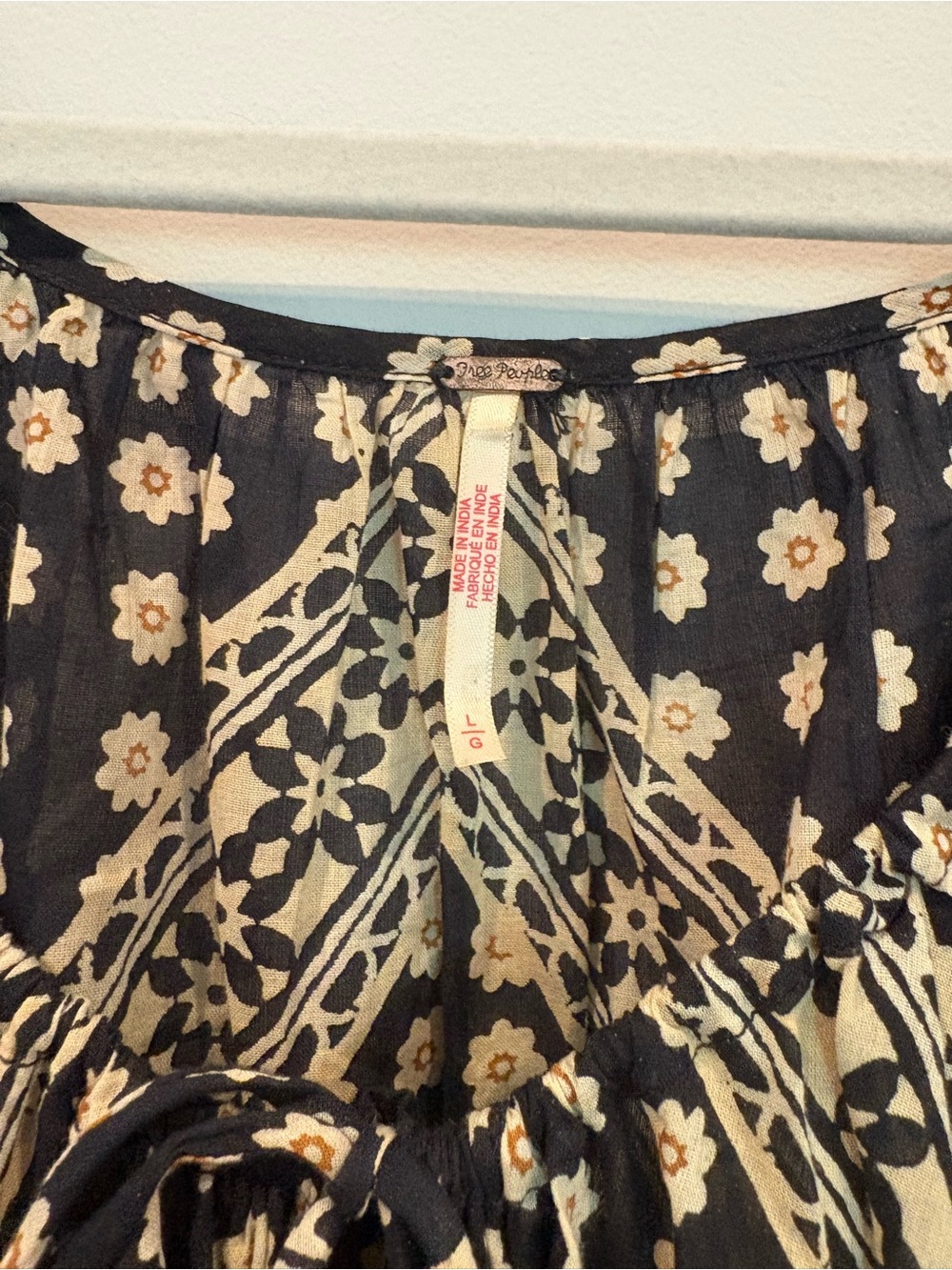 Free People Black and Cream Mixed-Print Peasant Blouse - Picture 6 of 6